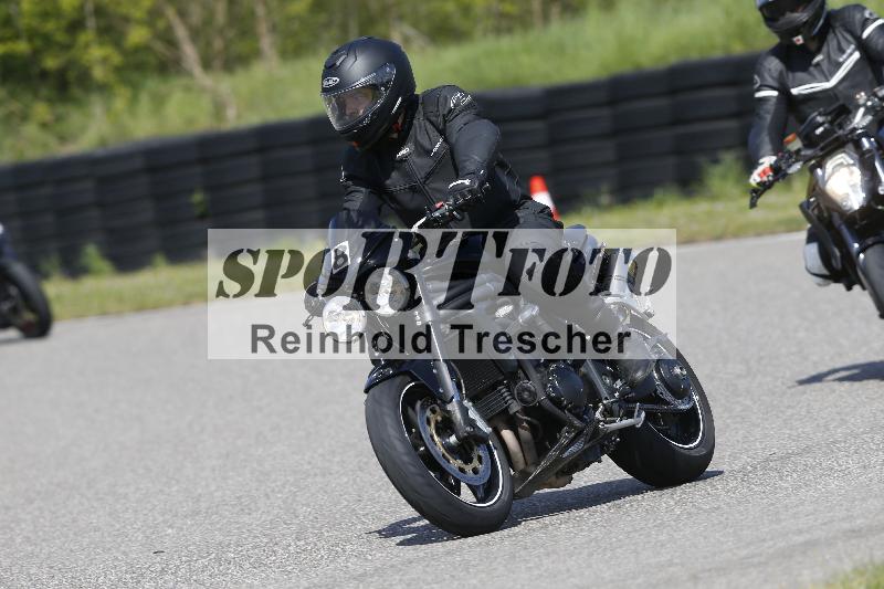 Archiv-2025/09 22.04.2025 Cornu Master School ADR/gruen-vert/8